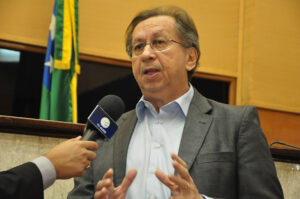 Secretário Francisco Dantas fala sobre ações do Governo que garantem mais desenvolvimento para o Estado.